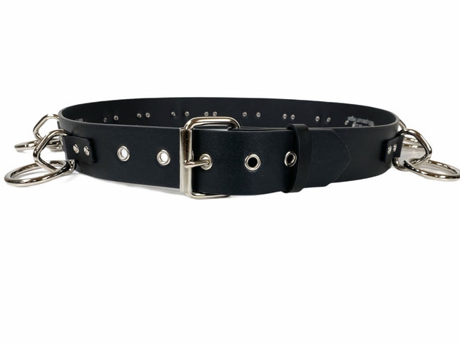 BT562  LEATHER LARGE O RING STRAPPED BONDAGE BELT