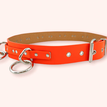 BT562M VEGAN  LARGE O RING STRAPPED BONDAGE BELT