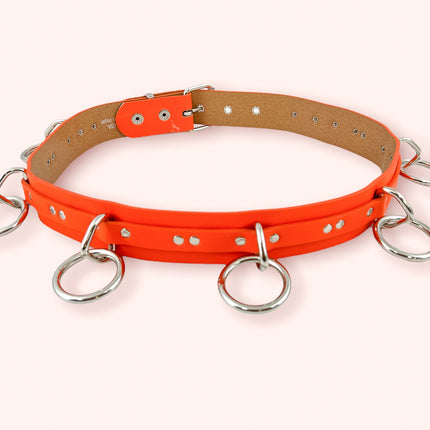 BT562M VEGAN  LARGE O RING STRAPPED BONDAGE BELT