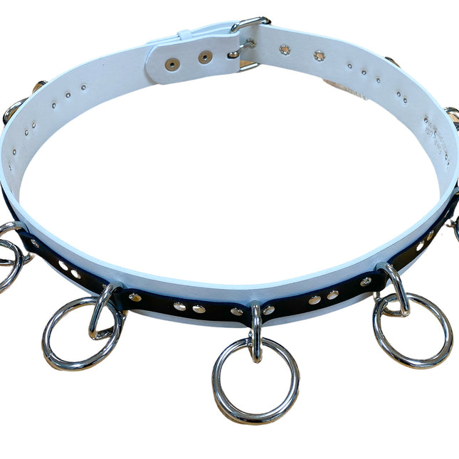 BT562VG-WHT-BLK  VEGAN  LARGE O RING STRAPPED BONDAGE BELT