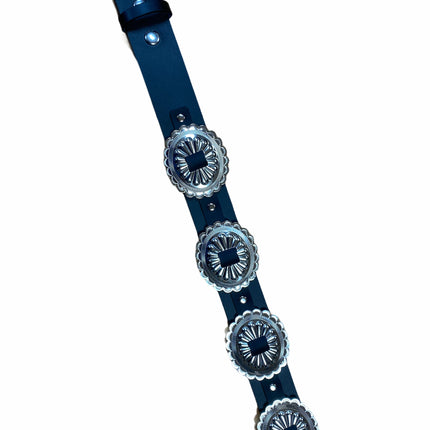 BT575 LARGE CONCHO BELT