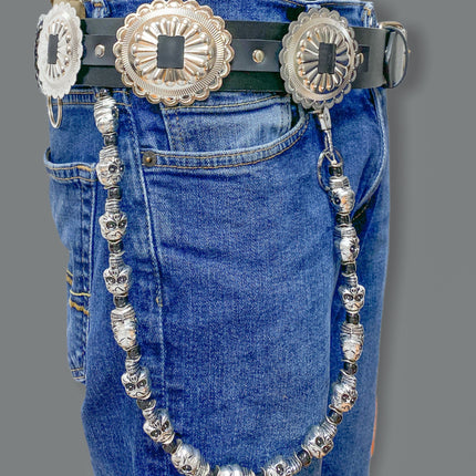 BT575 LARGE CONCHO BELT