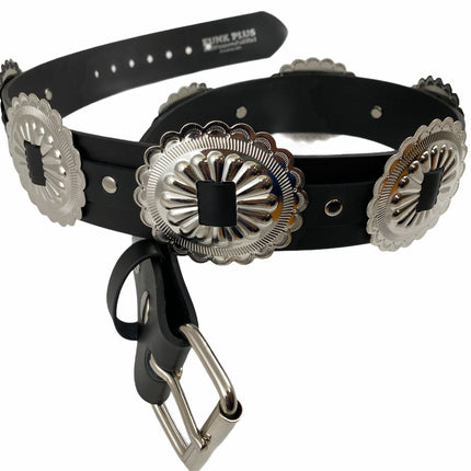 BT575 LARGE CONCHO BELT