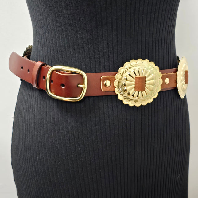 BT577BRN  BROWN LEATHER EXTRA LARGE CONCHO 1 1/4" WIDE BELT