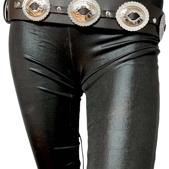 BT590-SIL OVAL CONCH BELT