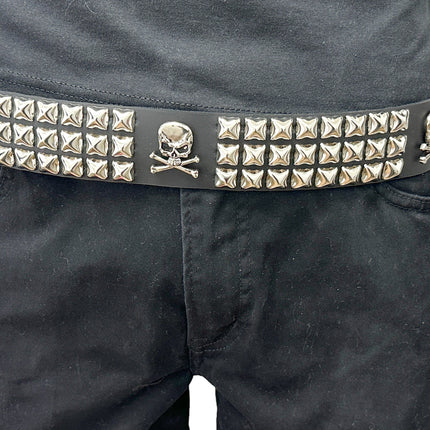 BT641 STUDDED SKULL BELT