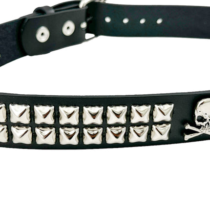 BT642  SKULL BELT DOUBLE ROW PYRAMID STUDDED  1 1/2" WIDE