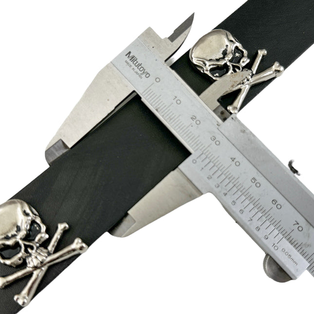BT643   1 1/4" WIDE SKULL & CROSSBONE  BELT