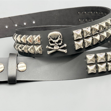 BT642  SKULL BELT DOUBLE ROW PYRAMID STUDDED  1 1/2" WIDE