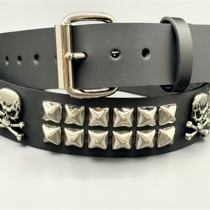 BT642  SKULL BELT DOUBLE ROW PYRAMID STUDDED  1 1/2" WIDE