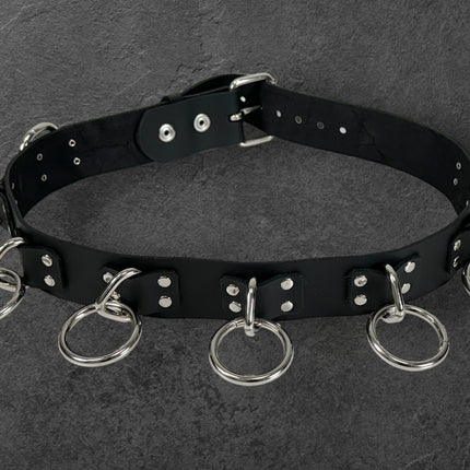 BT690 4 RIVETS LARGE RING BONDAGE BELT