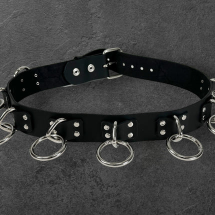 BT690 4 RIVETS LARGE RING BONDAGE BELT