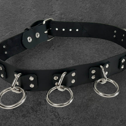 BT690 4 RIVETS LARGE RING BONDAGE BELT