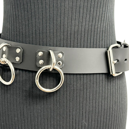 BT690 4 RIVETS LARGE RING BONDAGE BELT