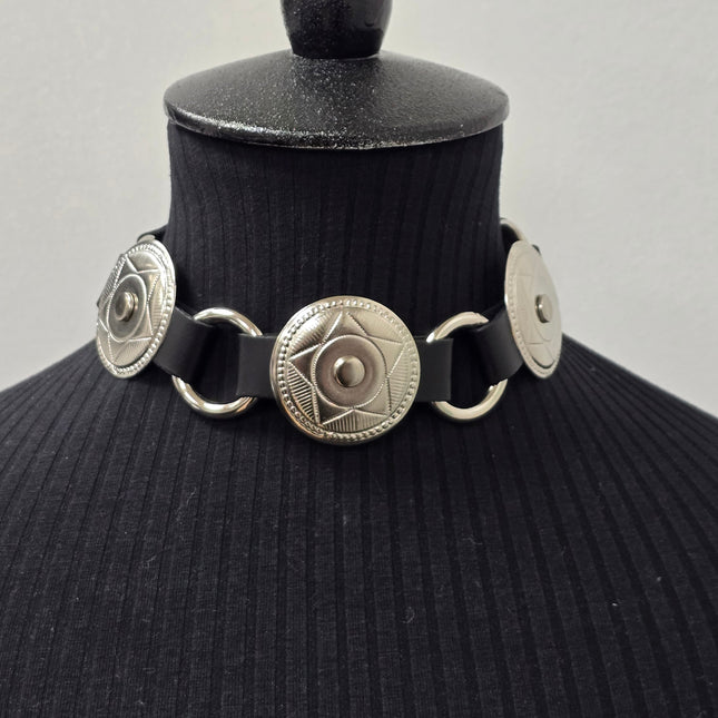 CK123  RIVETED ROUND CONDH RONG CHOKER