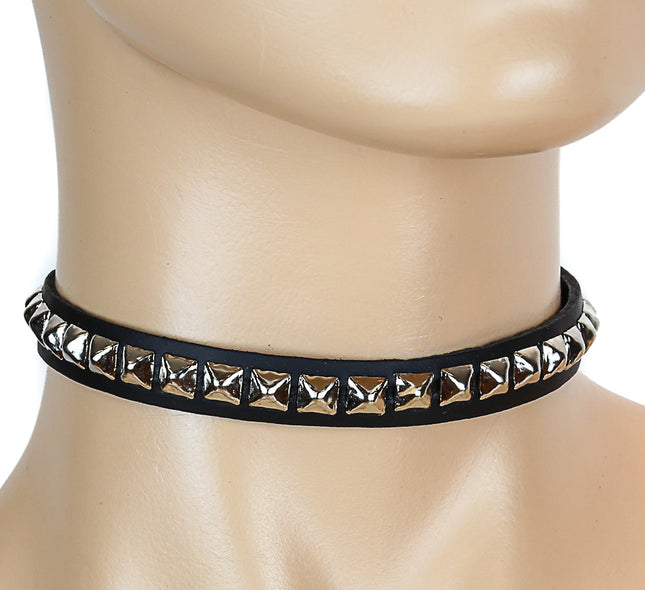 CK126  MINI PYRAMID SKINNY CHOKER LEATHER