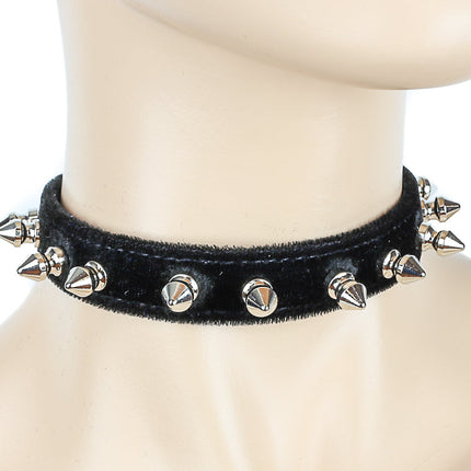 CK134 VELVET SPIKE CHOKER