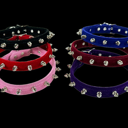 CK134 VELVET SPIKE CHOKER