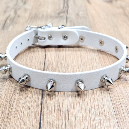 CK134WHITE  WHITE LEATHER SPIKE CHOKER