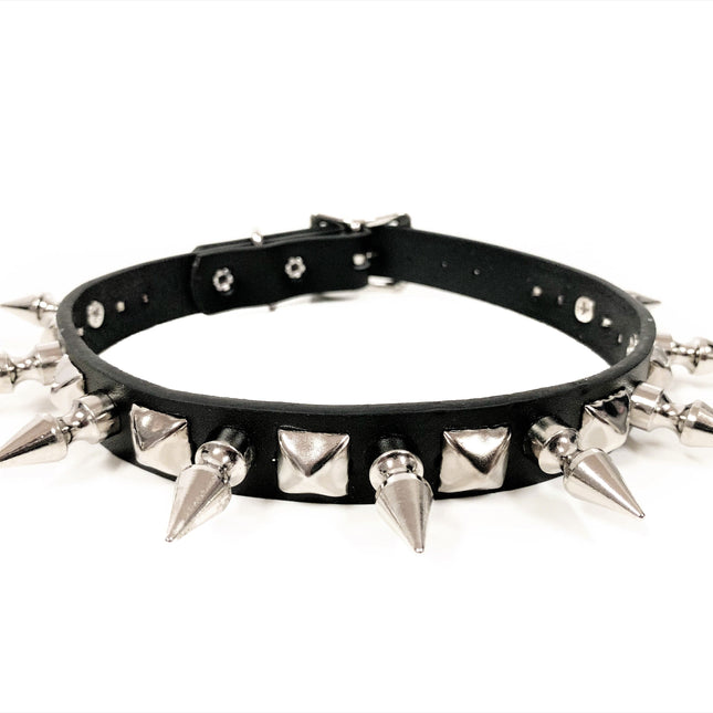 CK139  SPIKE STUDDED CHOKER