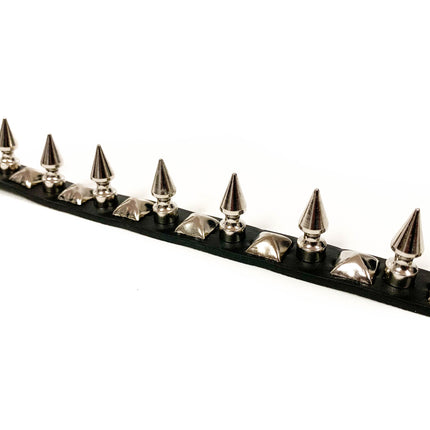 CK139  SPIKE STUDDED CHOKER