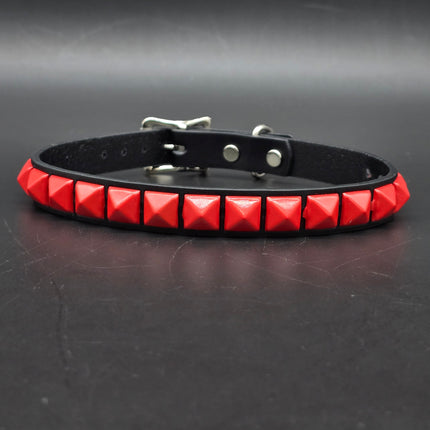 CK140 BLACK LEATHER CHOKER WITH 1 ROW 1/2" PYRAMID STUDS