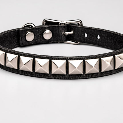 CK140C-BLACK CANVAS 1 ROW STUDDED STUDDED CHOKER