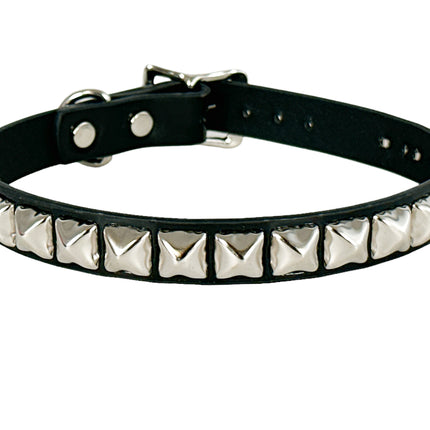 CK140 BLACK LEATHER CHOKER WITH 1 ROW 1/2" PYRAMID STUDS
