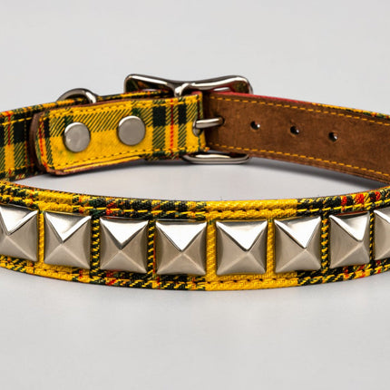 CK140PD PLAID 1 ROW PYRAMID STUDDED CHOKER