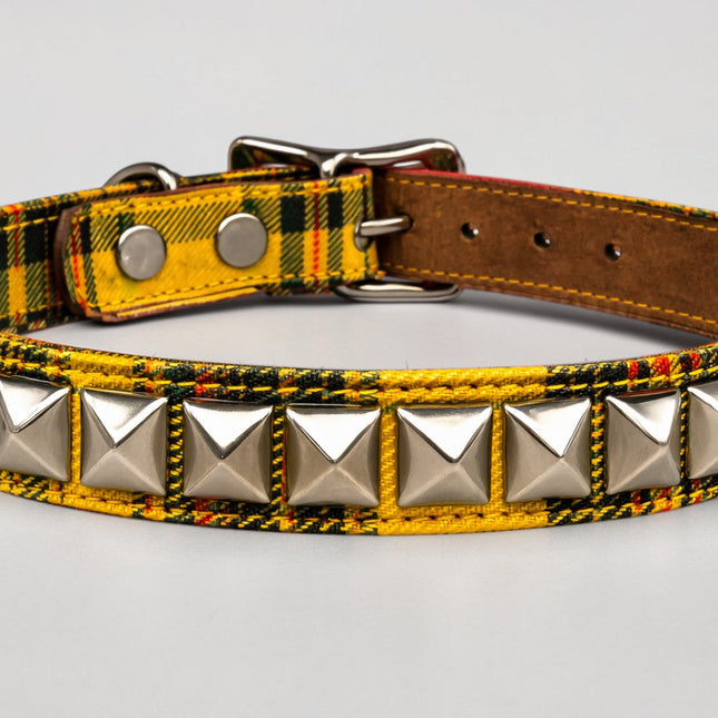 CK140PD PLAID 1 ROW PYRAMID STUDDED CHOKER
