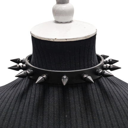 CK149 3/4" BLACK LEATHER CHOKER WITH 1" SPIKES