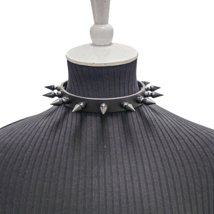CK149 3/4" BLACK LEATHER CHOKER WITH 1" SPIKES