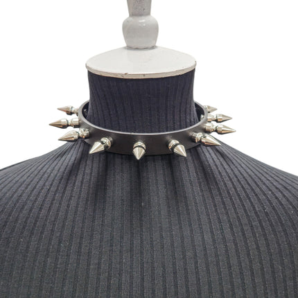 CK149 3/4" BLACK LEATHER CHOKER WITH 1" SPIKES