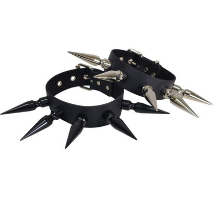 CK282  3" SPIKE 1 1/2" LEATHER COLLAR WITH 5PCS 3" LONG MASSIVE SPIKE