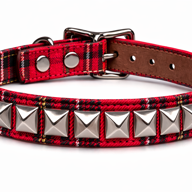 CK140PD PLAID 1 ROW PYRAMID STUDDED CHOKER