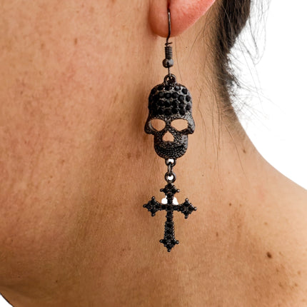 ER27975  STONE SKULLS EARRING