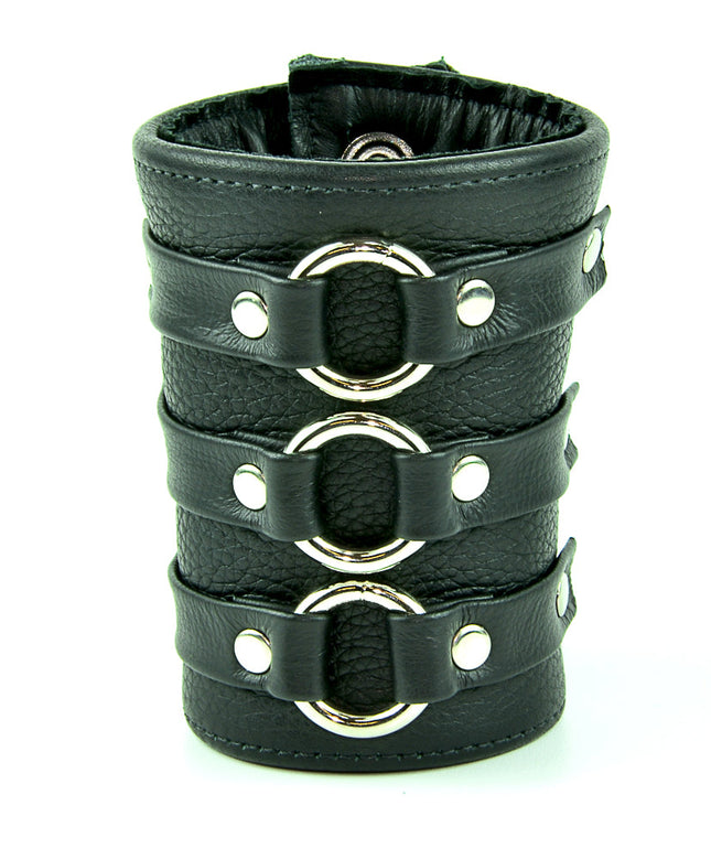 FB107  3 RING SHORT GAUNTLET STYLE BRACELET