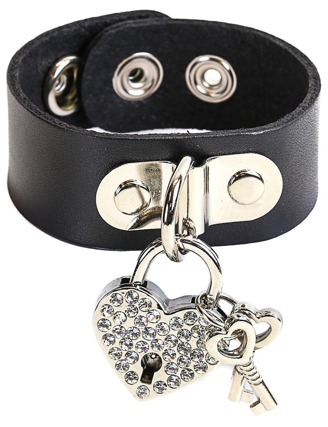 FB111HT HEART LOCK BRACELET WITH D RING HOLDER