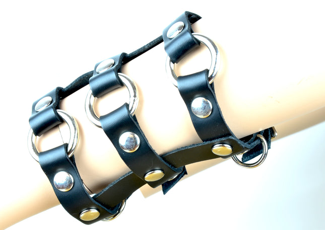 FB117 3 RING STRAP BRACELET