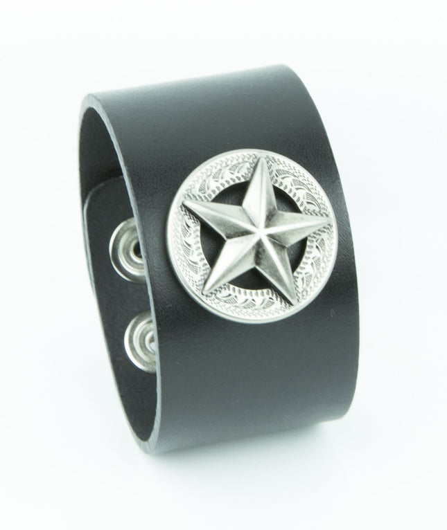 FB123 SINGLE STAR CONCHO BRACELET