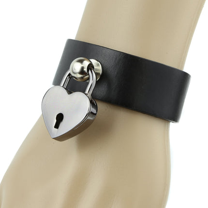 FB155HT HEART LOCK BRACELET