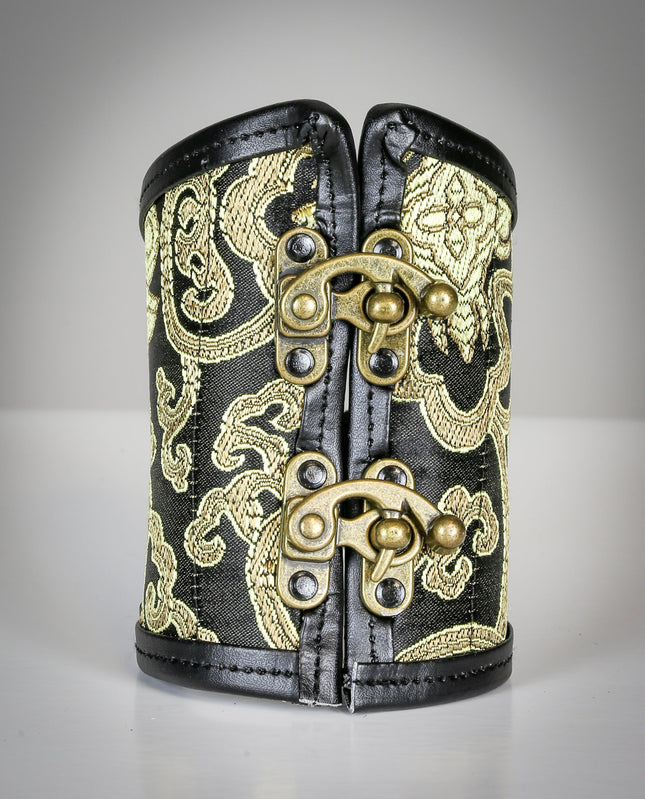 FB271 BROCADE C-LOCK DRAGON DESIGN BRACELET