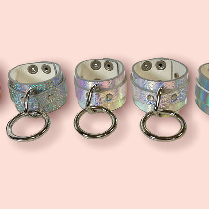 FB318RN   HOLOGRAPHIC RAINBOW BONDAGE WRIST CUFF