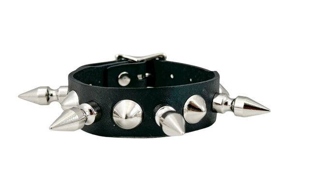 FB375   3/4" WIDE 1/2" CONICAL  STUDDED 1" SPIKE BUCKLE BRACELET  STUDS BRACELET