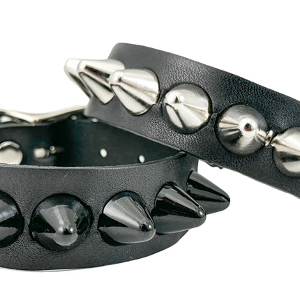 FB379  UK77 STUDDED BUCKLE BRACELET