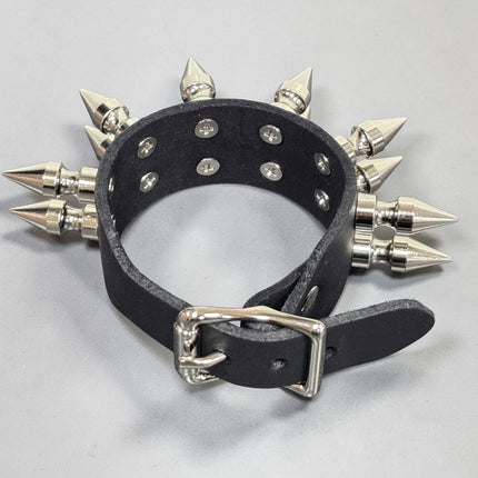 FB424  BUCKLE BRACELET WITH 2 ROW 1" SPIKES