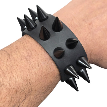 FB425  BUCKLE BRACELET WITH 2 ROW CONE  SPIKES