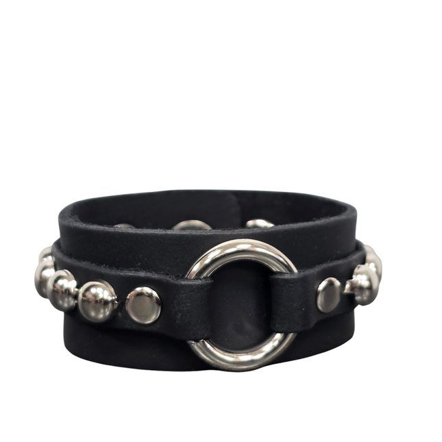 FB435RND  ROUND  STUDDED MIDDLE RING  BRACELET