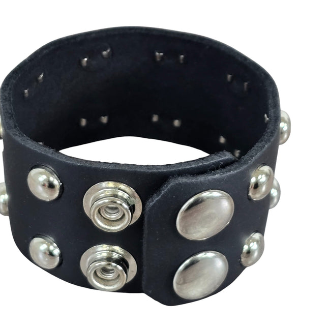 FB436  ROW ROW ROUND STUDDED BRACELET