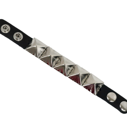 FB440  JUMBO PYRAMID STUDDED LEATHER BRACELET